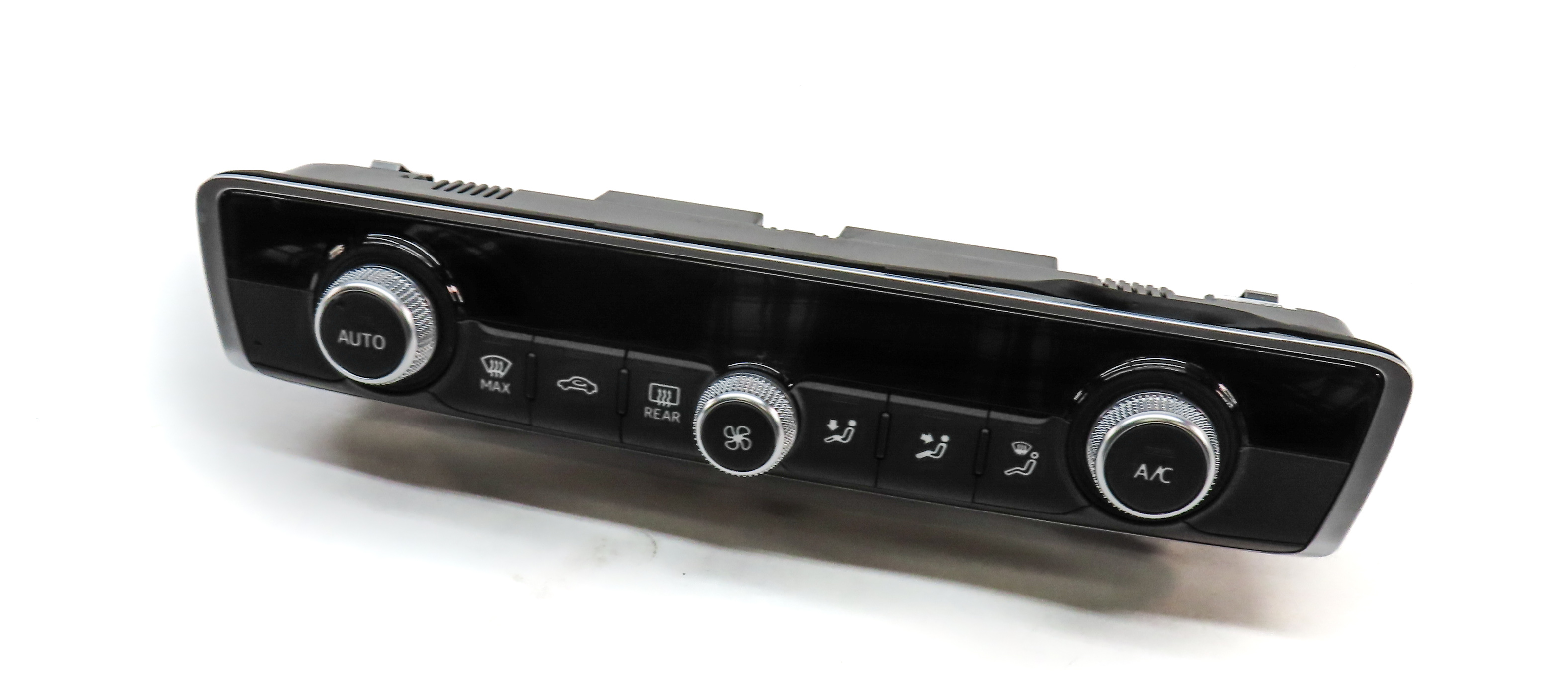 16-18 AUDI A3 E-TRON (8VF) FRONT HEATER A/C TEMPERATURE CLIMATE CONTROL PANEL — exact item pictured